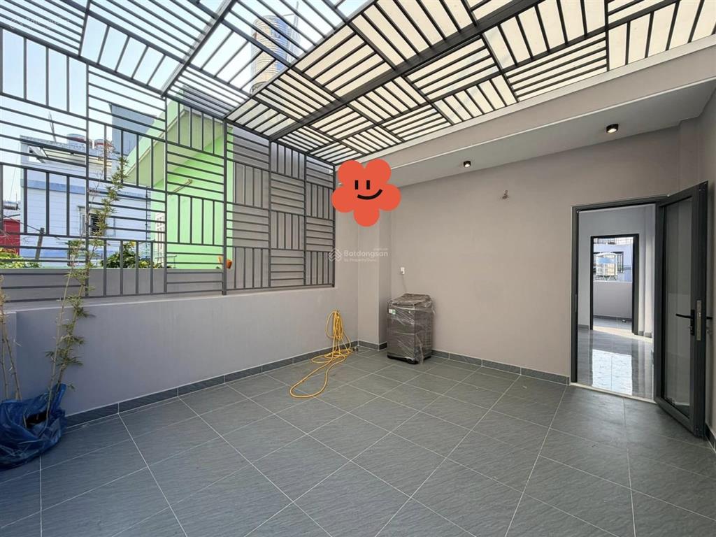 Giảm giá nhà quận 10, giá 3tỷ460/70m2, đường oto cao thắng, cho thuê 23tr, gần vincom plaza 3/2
