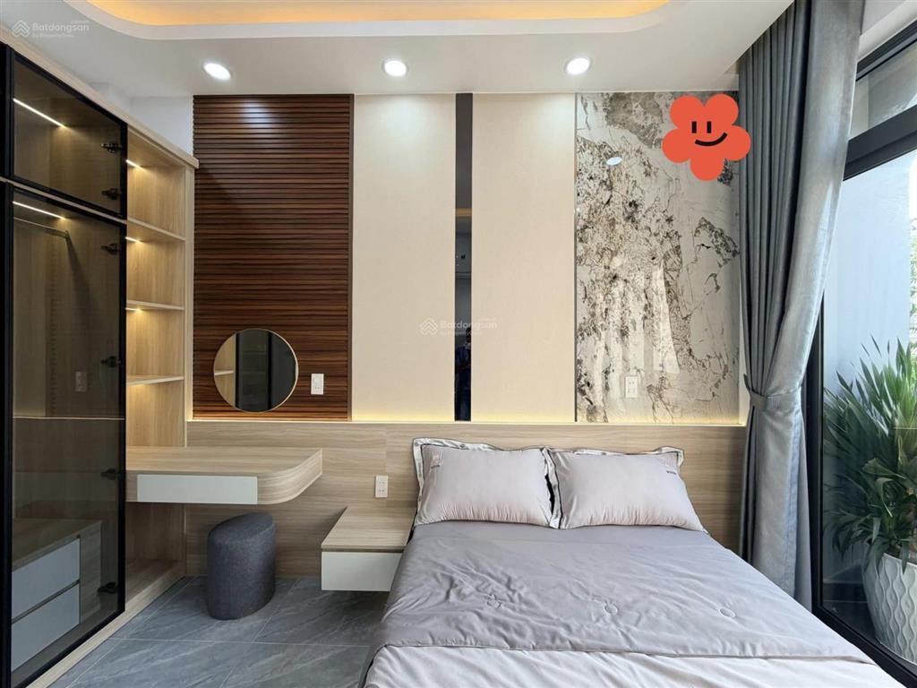 Giảm giá nhà quận 10, giá 3tỷ460/70m2, đường oto cao thắng, cho thuê 23tr, gần vincom plaza 3/2