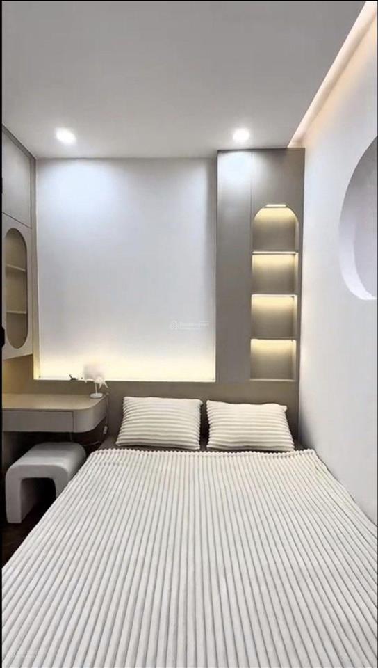 Giảm giá nhà đường ô tô minh phụng  quận 6, giá 8tỷ350/65m2, cho thuê 20tr, gần bến xe chợ lớn