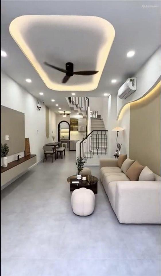 Giảm giá nhà đường ô tô minh phụng  quận 6, giá 8tỷ350/65m2, cho thuê 20tr, gần bến xe chợ lớn