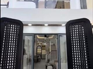 Giảm giá nhà đường ô tô minh phụng  quận 6, giá 8tỷ350/65m2, cho thuê 20tr, gần bến xe chợ lớn