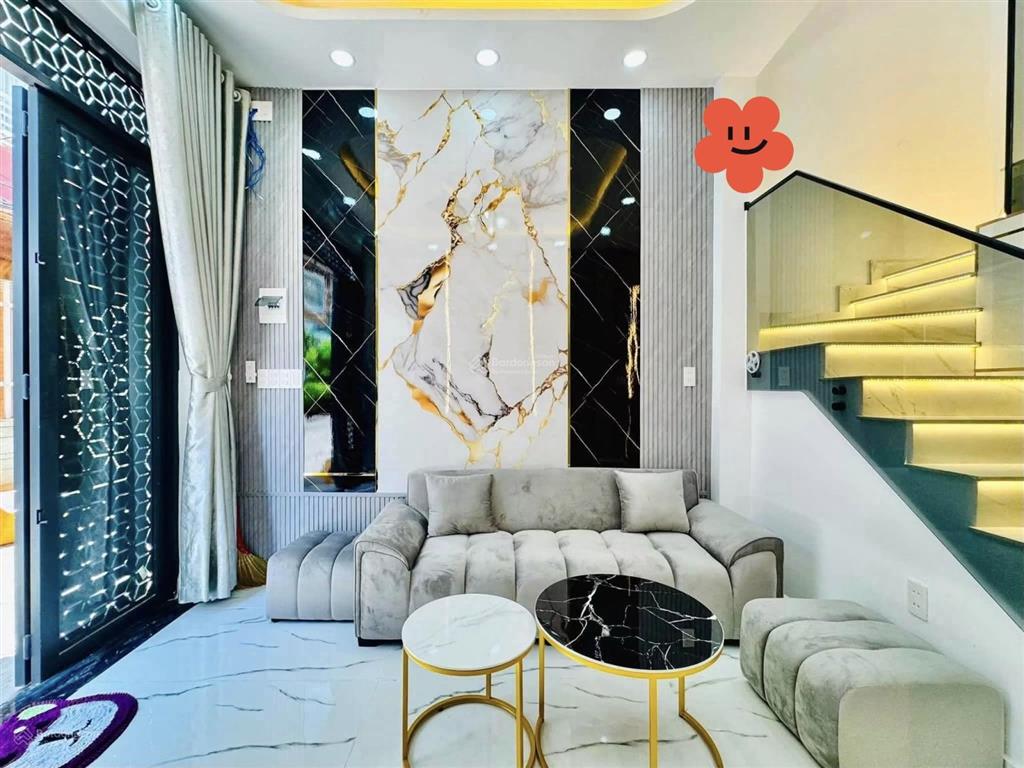 Đổi chỗ ở bán nhà đường ô tô hòa hảo  quận 11, giá 7,290 tỷ/68m2, cho thuê 20tr, gần chợ nhật tảo
