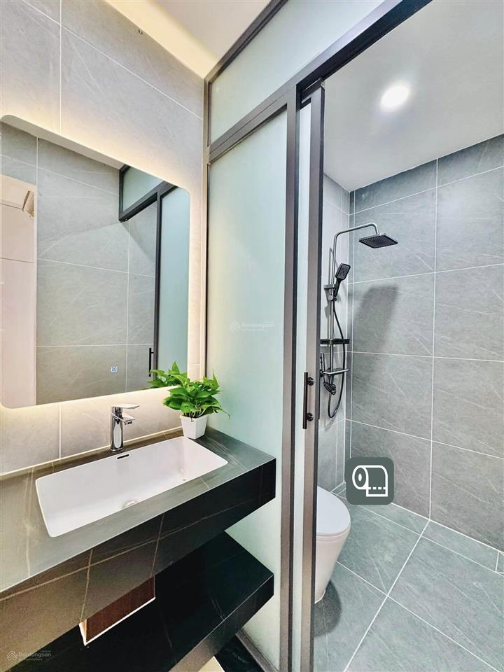 Bán căn nhà đường lý tự trọng  quận 1, 88,5m2, đang cho thuê 37tr, gần cầu ba son