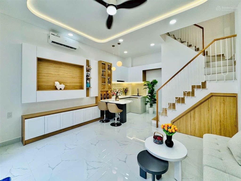 76m2 sở hữu nhà đường ô tô huỳnh văn bánh  phú nhuận, cho thuê 20tr gần bv an sinh