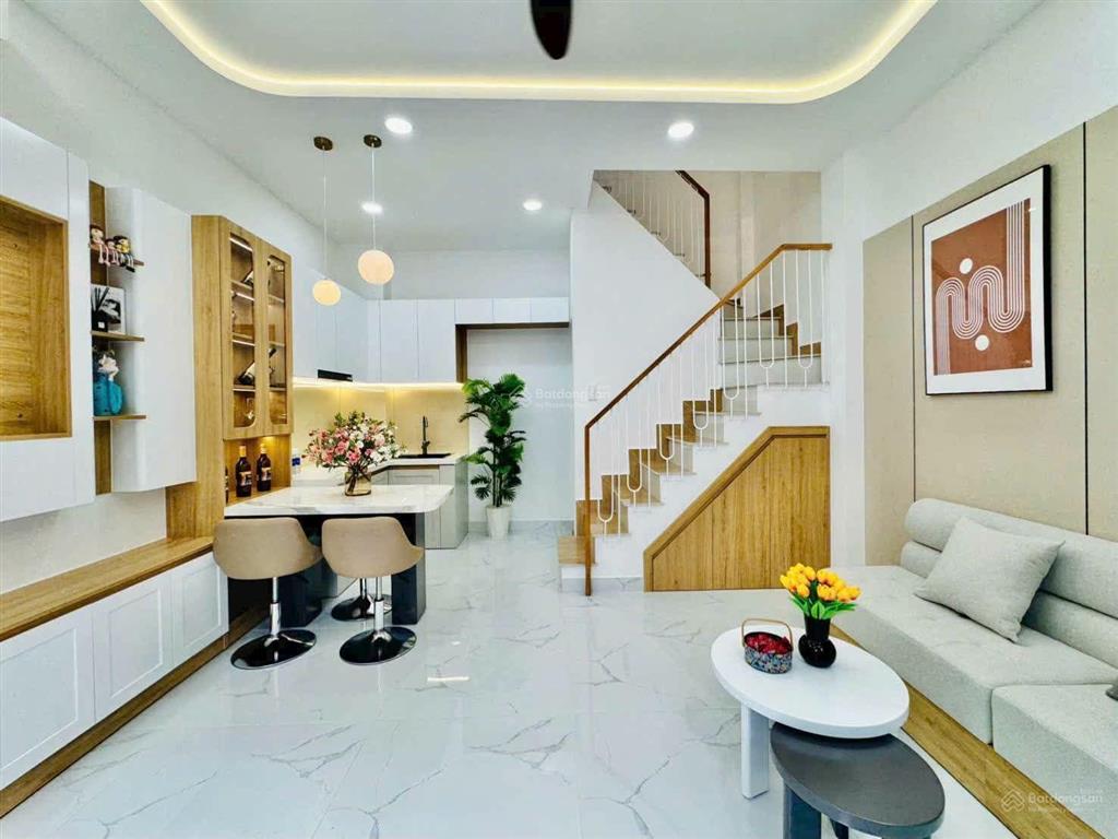 76m2 sở hữu nhà đường ô tô huỳnh văn bánh  phú nhuận, cho thuê 20tr gần bv an sinh