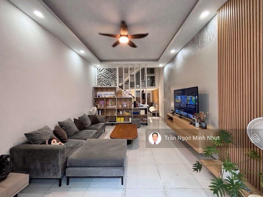 Nhà mặt tiền đường 7m bình thạnh khu phân lô đồng bộ 64m2, 4 tầng 11,2ty