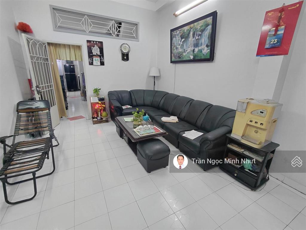 Xe hơi ngủ nhà nguyễn tiểu la q.10  45m2, 3 tầng vuông a4  10,6 tỷ