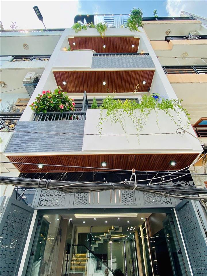 Tiền đây chứ đâu! bán nhà 4tỷ750/79m2 điện biên phủ  quận1 gần công viên lê văn tám. cho thuê 28tr