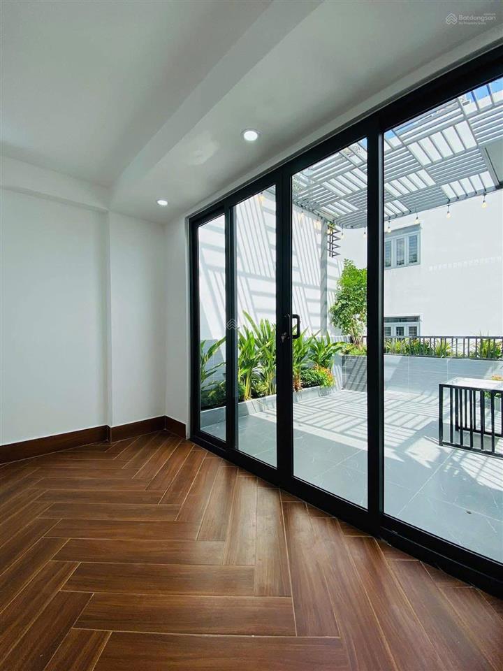 Tiền đây chứ đâu! bán nhà 4tỷ750/79m2 điện biên phủ  quận1 gần công viên lê văn tám. cho thuê 28tr