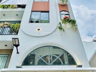 Bán nhà cho thuê sẵn 27triệu ngay nguyễn văn thủ  quận 1.giá 4tỷ7/84.9m2 gần công viên lê văn tám