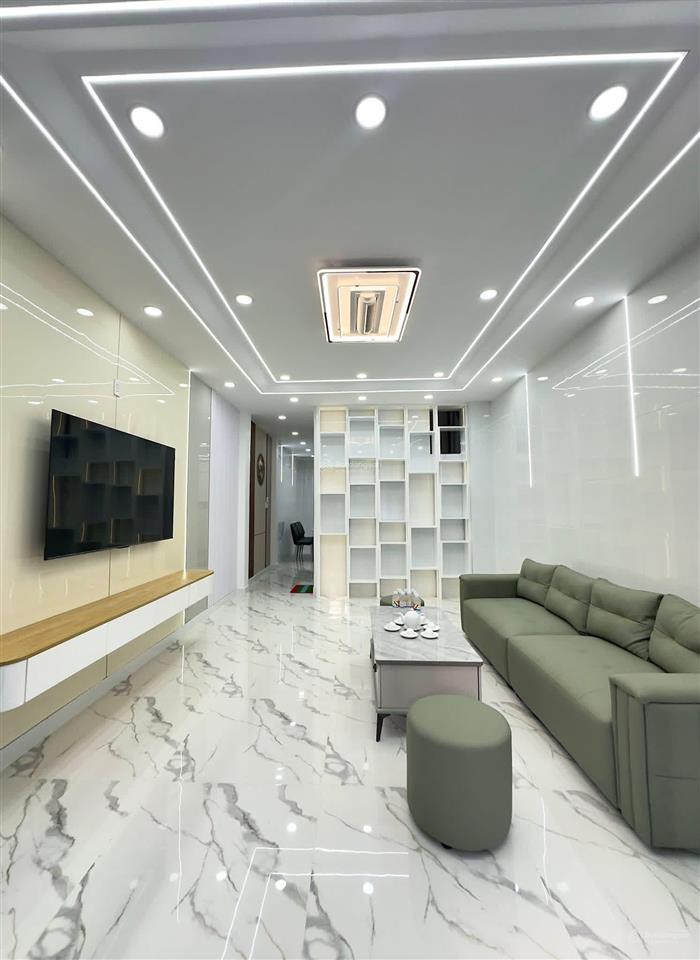 Thiện chí bán nhà lê thị hồng gấm quận 1. giá 3tỷ8/75.2m2 cho thuê 26triệu. gần ga metro bến thành