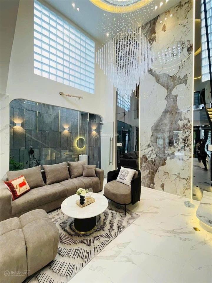 Nhà đường lớn 6,5m ngay tống hữu địnhquận 2.giá 2tỷ980/62.3m2 cho thuê 17triệu.gần đại học quốc tế