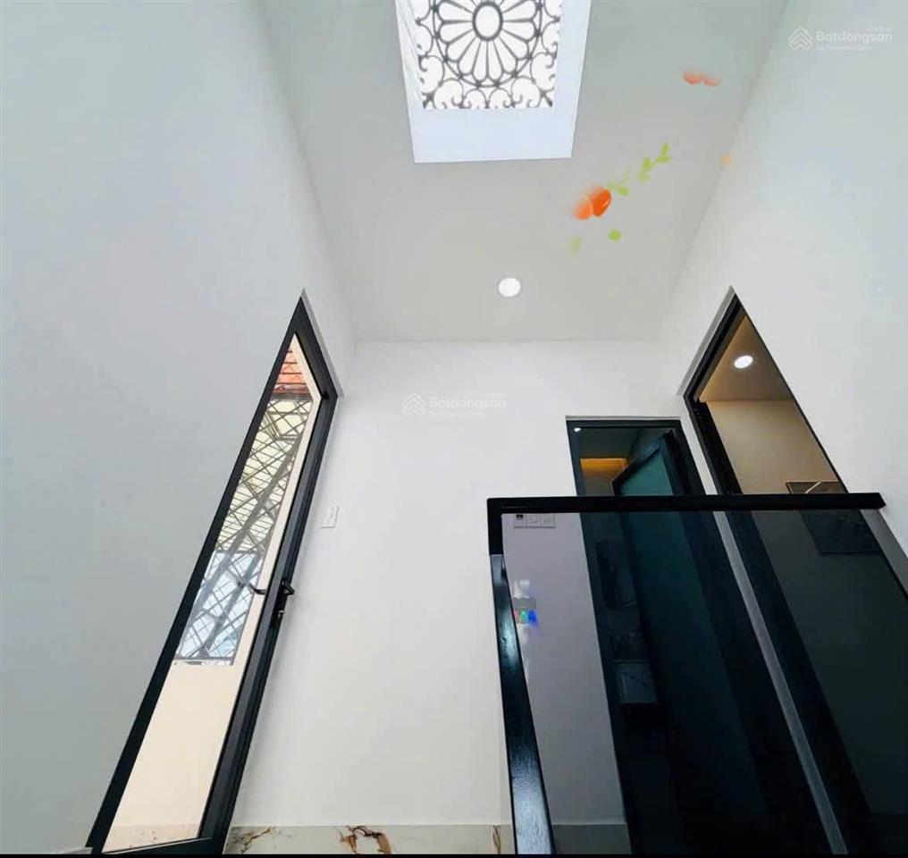 Nhà đường lớn 6.5m ngay nguyễn bỉnh khiêmquận 1.giá 3tỷ7/72.9m2 cho thuê 20triệu gần thảo cầm viên