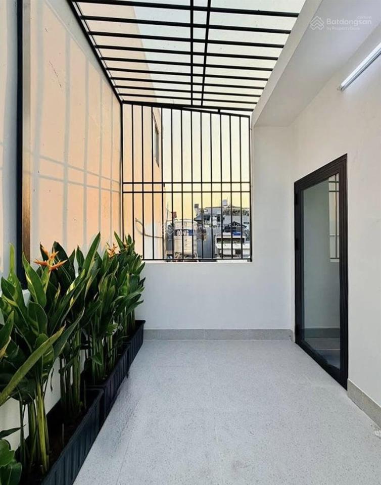 Siêu phẩm phạm ngọc thạch  quận 3 đang cho thuê 22triệu. giá 3tỷ7/72.5m2 gần hồ con rùa
