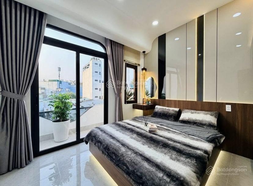 Siêu phẩm phạm ngọc thạch  quận 3 đang cho thuê 22triệu. giá 3tỷ7/72.5m2 gần hồ con rùa
