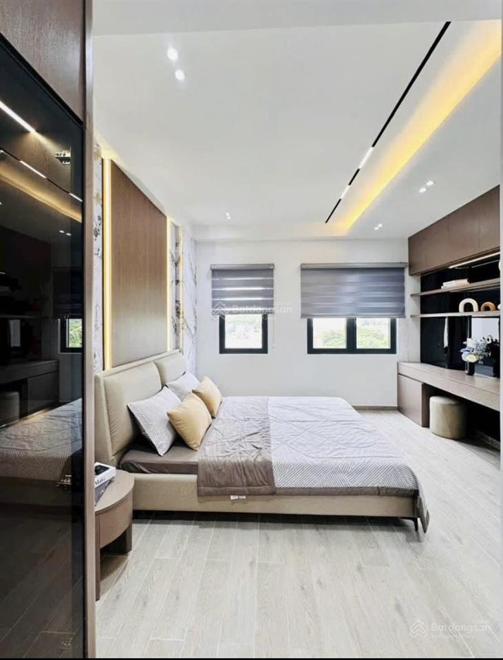 Nhà ngộp 73.1m2 ngay võ thị sáu quận 3. đang cho thuê 22triệu ngay nhà thiếu nhi tp. hcm