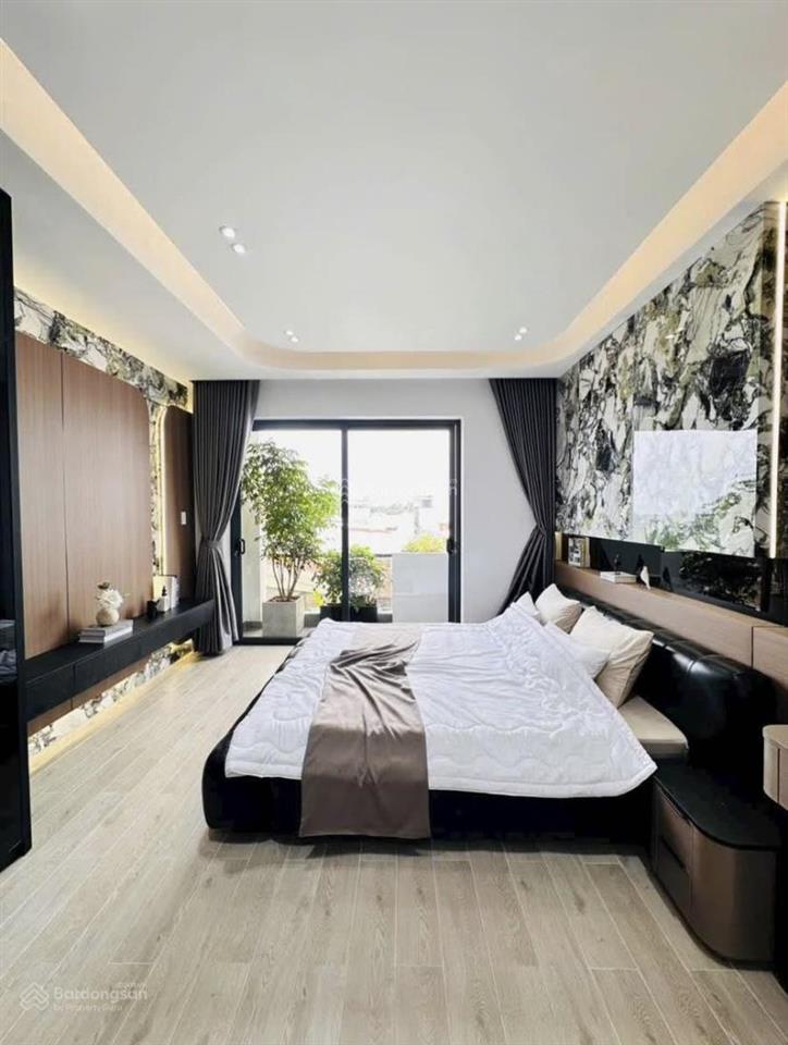 Nhà ngộp 73.1m2 ngay võ thị sáu quận 3. đang cho thuê 22triệu ngay nhà thiếu nhi tp. hcm