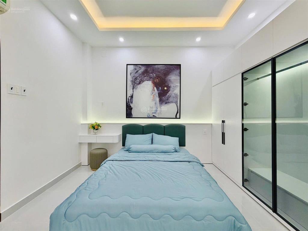 Siêu phẩm phạm văn hai  tân bình. 72.8m2 đang cho thuê 20triệu. gần chợ phạm văn hai