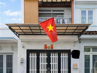 Nhà mini ngay lã xuân oai quận 9. giá 1tỷ970/63,2m2 đang cho thuê 13triệu. gần thpt dương văn thì