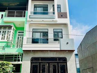 Về quê sống bán nhà võ văn ngânquận 9. giá 2tỷ880/73,2m2 đang cho thuê 19triệu.gần thpt lê quý đôn