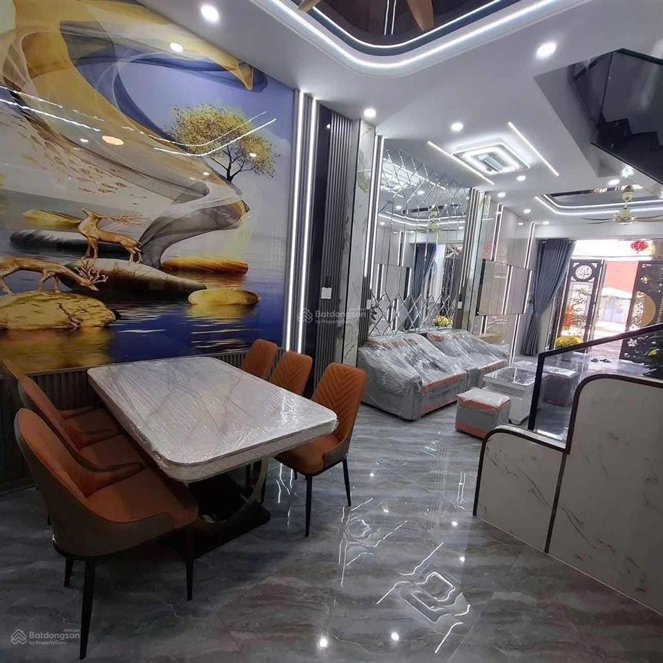 Nhà ngay làng tăng phú quận 9. giá 3tỷ/73.2m2 đang cho thuê 19triệu. gần ký túc xá đh giao thông