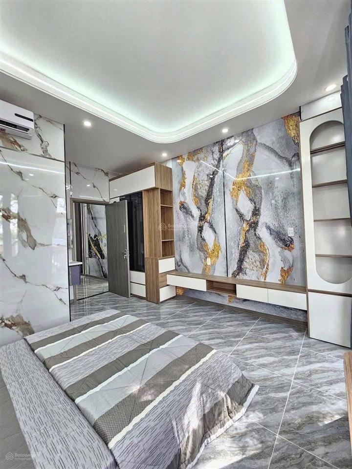 Nhà ngay làng tăng phú quận 9. giá 3tỷ/73.2m2 đang cho thuê 19triệu. gần ký túc xá đh giao thông