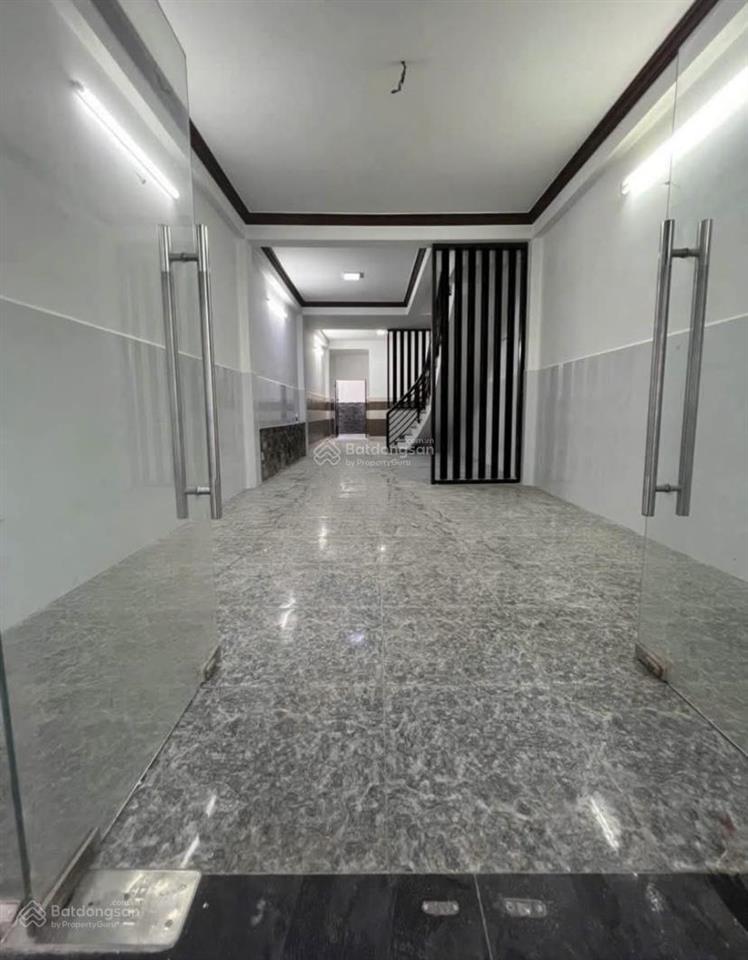 Nhà ngộp 1tỷ770/65,8m2 ngay võ văn hát quận 9. gần đại học nguyễn tất thành đang cho thuê 14triệu