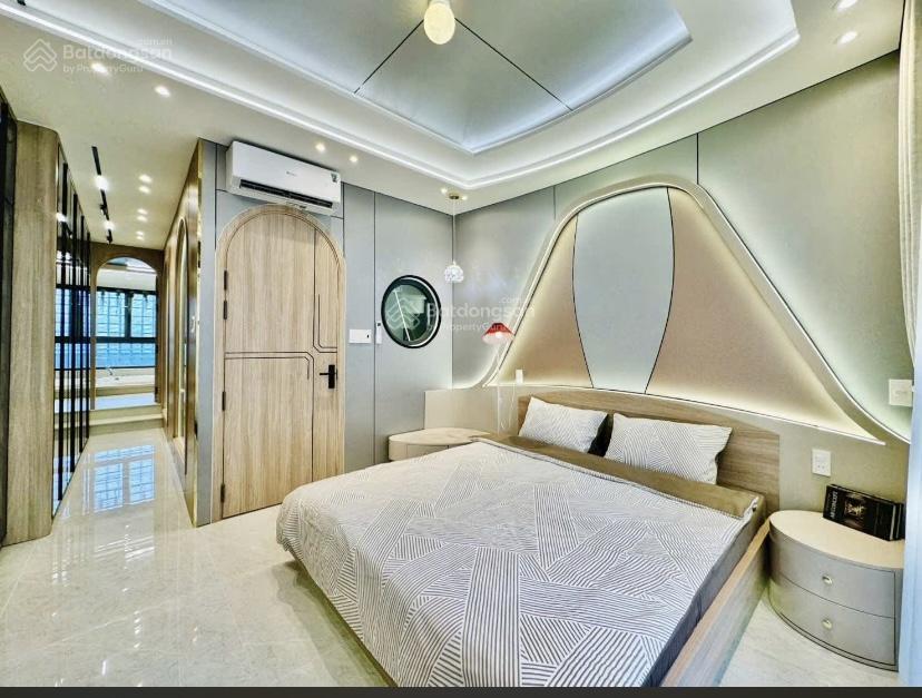 Nhà bán ngay trương văn hải quận 9.giá 2tỷ880/72.5m2 đang cho thuê 17triệu. gần vincom lê văn việt
