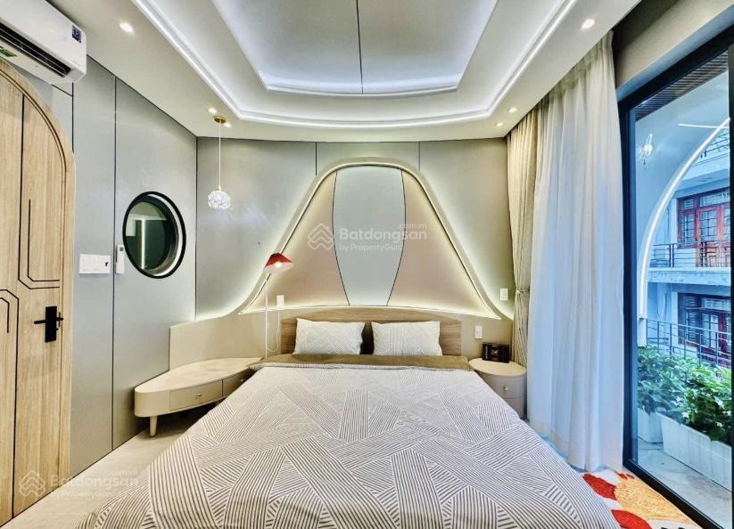 Nhà bán ngay trương văn hải quận 9.giá 2tỷ880/72.5m2 đang cho thuê 17triệu. gần vincom lê văn việt