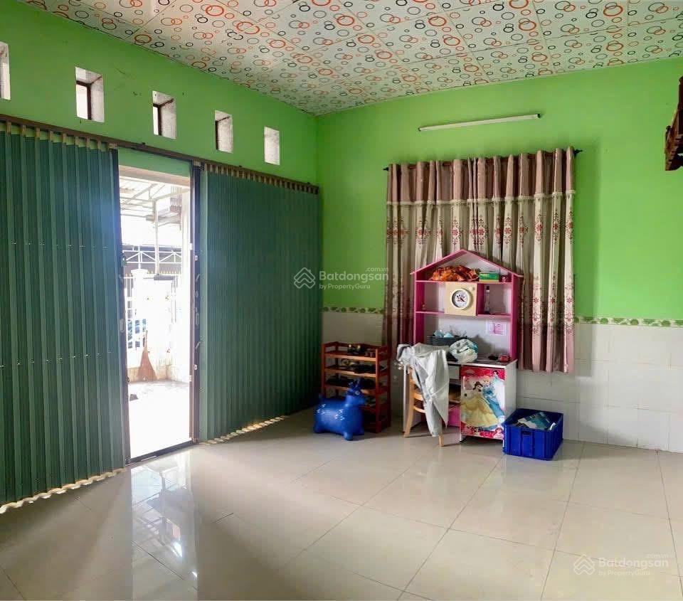 Nhà ngộp 1tỷ070/70.2m2 ngay tam đa quận 9.gần chợ long trường. đang cho thuê 10triệu/tháng