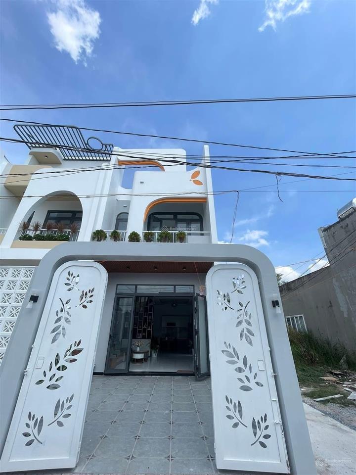 Nhà ngay lý tế xuyên tp.thủ đức. giá 1tỷ770/53,7m2 đang cho thuê 12triệu.gần tiểu học đặng văn bất