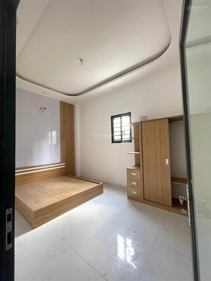 Nhà ngay lý tế xuyên tp.thủ đức. giá 1tỷ770/53,7m2 đang cho thuê 12triệu.gần tiểu học đặng văn bất