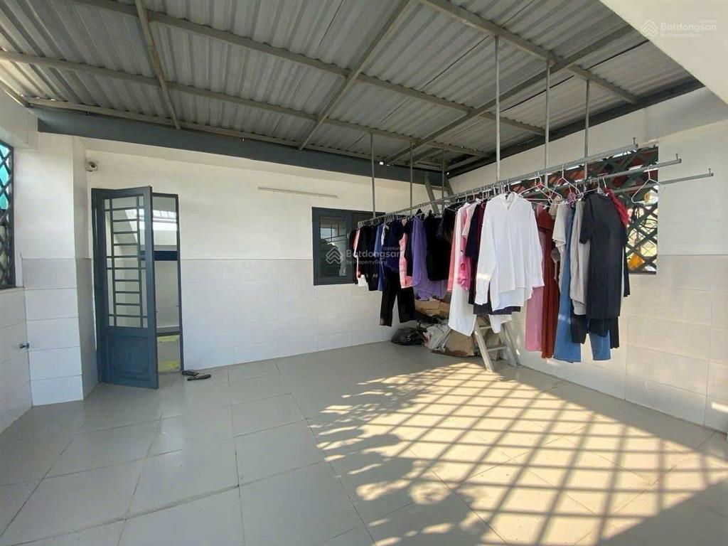 Tôi bán nhà nguyễn thị minh khaiquận 3.giá 3tỷ8/73,5m2 đang cho thuê 23triệu.gần công viên tao đàn
