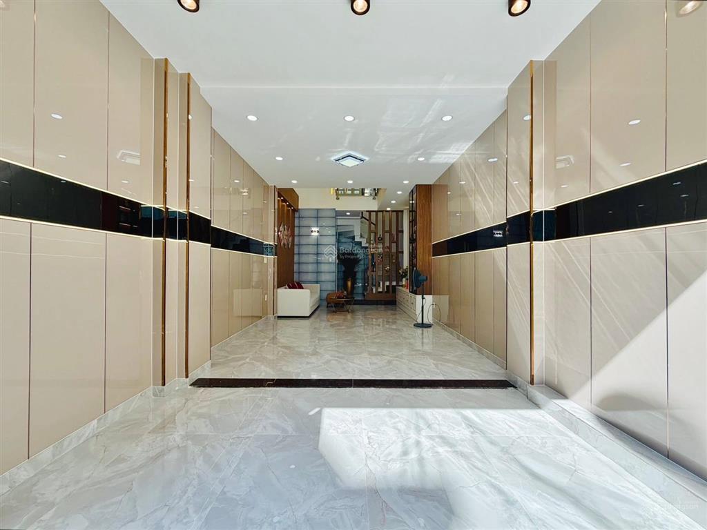Tôi bán nhà đặng văn ngữ  phú nhuận. 72.2m2 đang cho thuê 20triệu. gần tiểu học đặng văn ngữ
