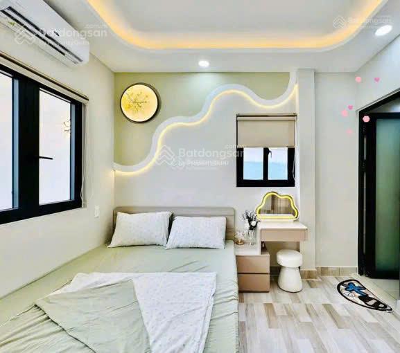 Nhà hẻm 5,5m nguyễn văn luông  quận 6.giá 2tỷ7/63.8m2 đang cho thuê 17triệu. gần công viên phú lâm