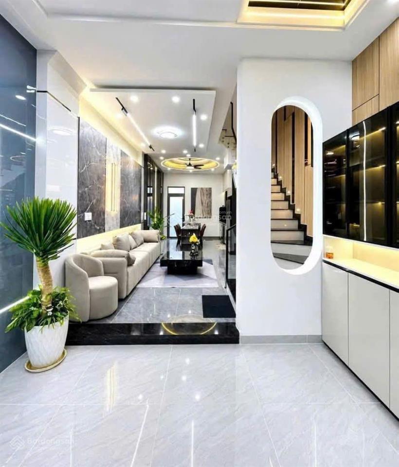 Nhà đường lớn phan văn trị  gò vấp.giá 2tỷ6/65.7m2 đang cho thuê 16 triệu/th. gần khu city land