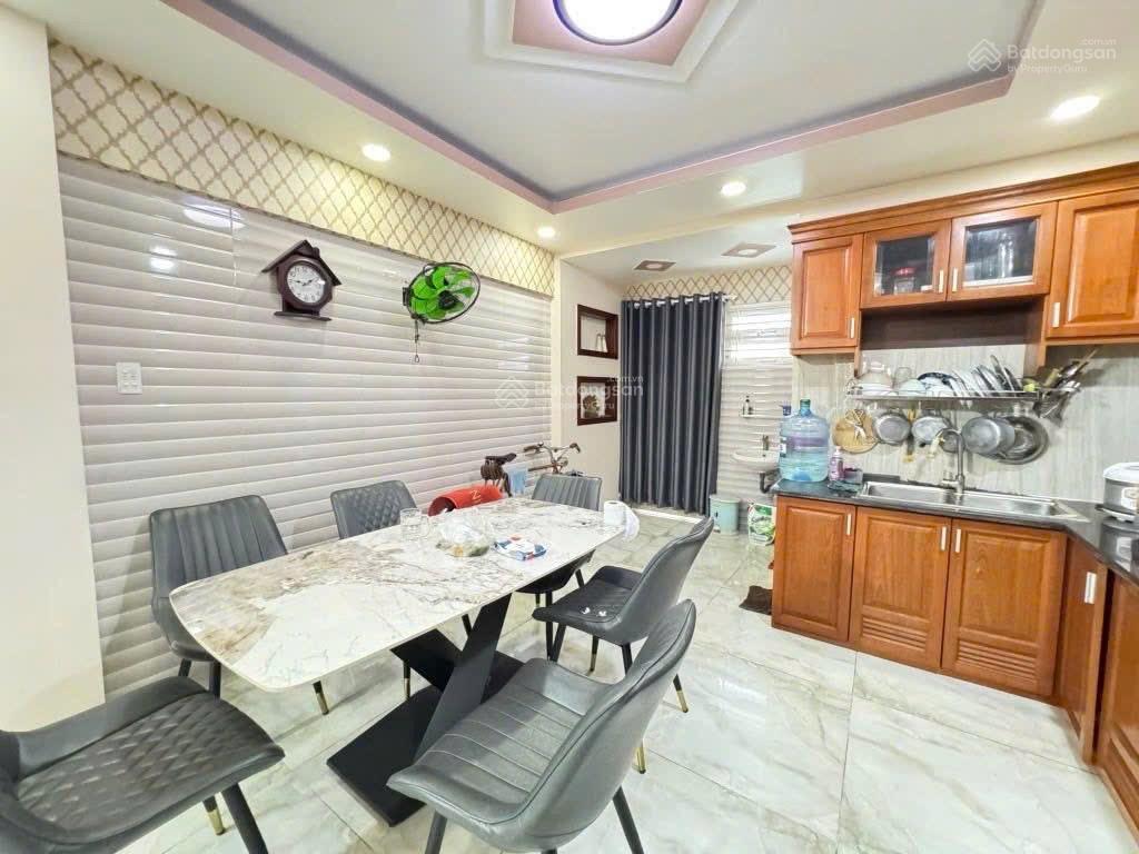 Giảm giá bán nhanh nhà trần quốc toản q3, gần thpt nguyễn thị diệu. 4tỷ660 89m2 đang cho thuê 30tr