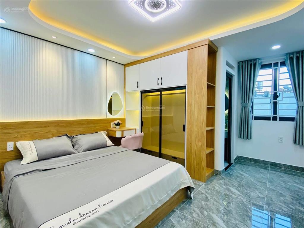 Tôi cần bán nhà huỳnh tịnh củavõ thị sáuq3 gần tiểu học nguyễn thái sơn. 4tỷ/75m2 cho thuê 23tr