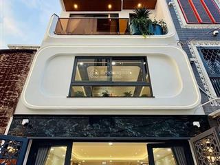 Cô tư cần bán gấp nhà huỳnh khương ninh  đa kao  q1, gần công viên lê văn tám. 86m2 cho thuê 30tr