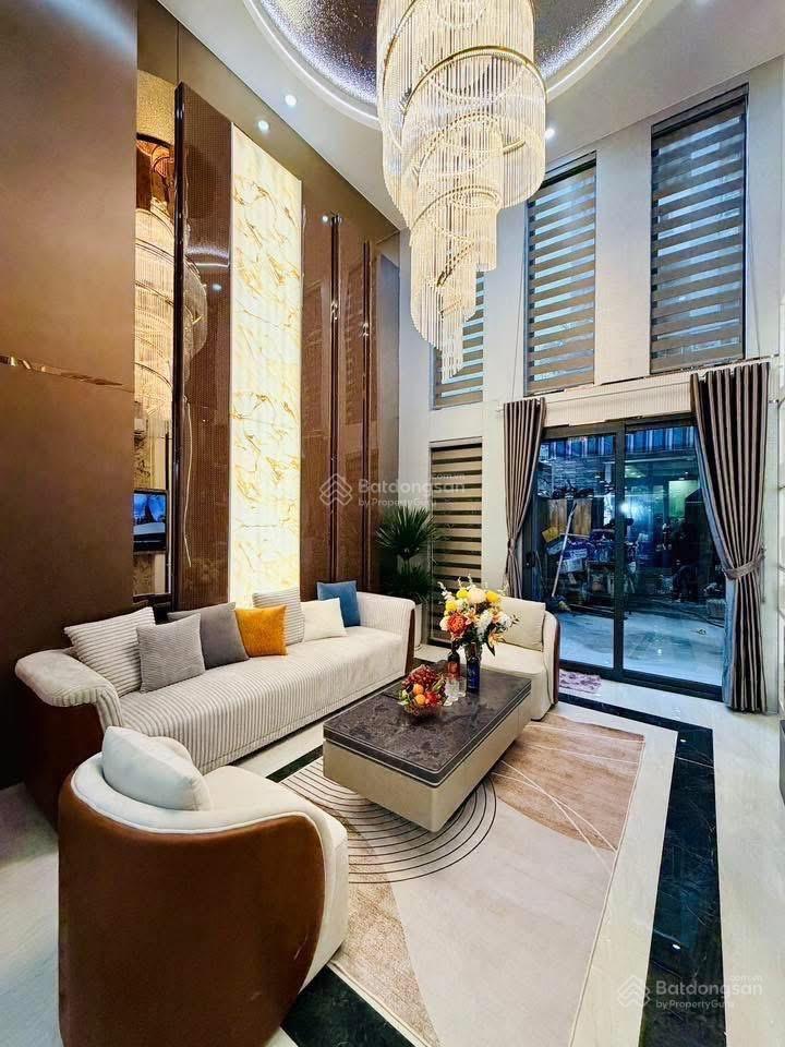 Chính chủ bán nhà phan kế bínhđakaoq1, gần đại học kinh tế. giá 4tỷ990/74m2 đang cho thuê 28tr/th