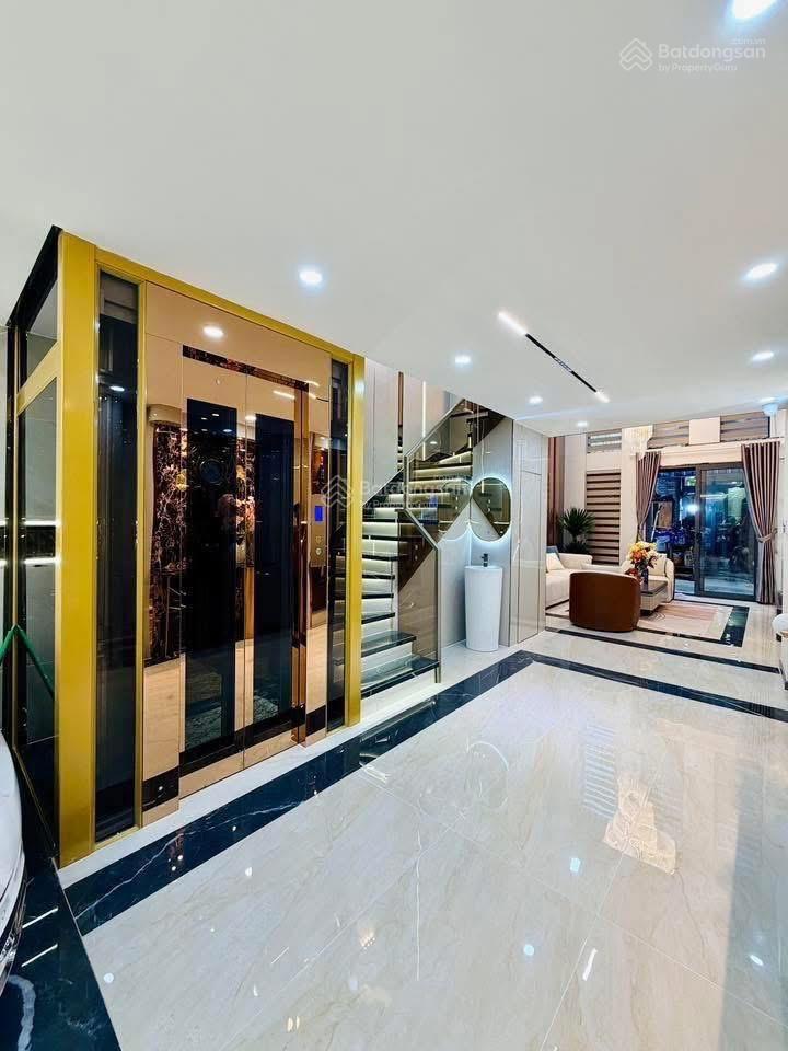 Chính chủ bán nhà phan kế bínhđakaoq1, gần đại học kinh tế. giá 4tỷ990/74m2 đang cho thuê 28tr/th