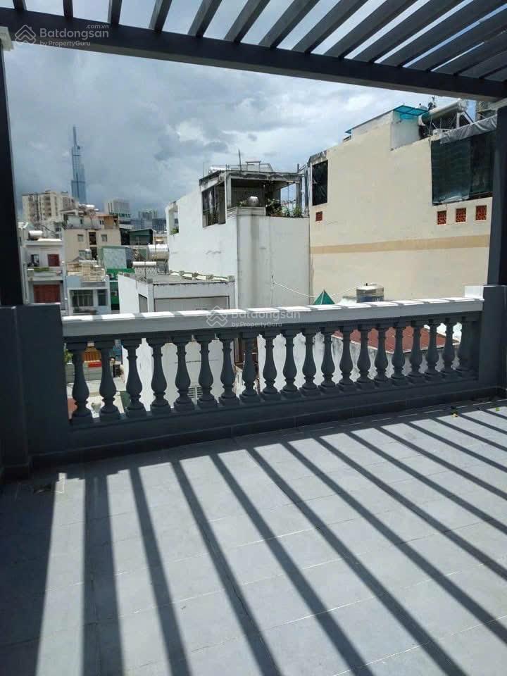 Chỉ 4tỷ4 sở hữu ngay nhà 78m2 đường bà huyện thanh quanq3 gần tiểu học kỳ đồng. đang cho thuê 27tr