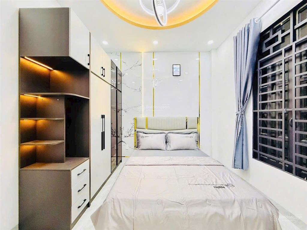 Giảm giá bán nhanh nhà trương quyềnq3 gần công viên lê văn tám. giá 4tỷ5  84m2 đang cho thuê 28tr