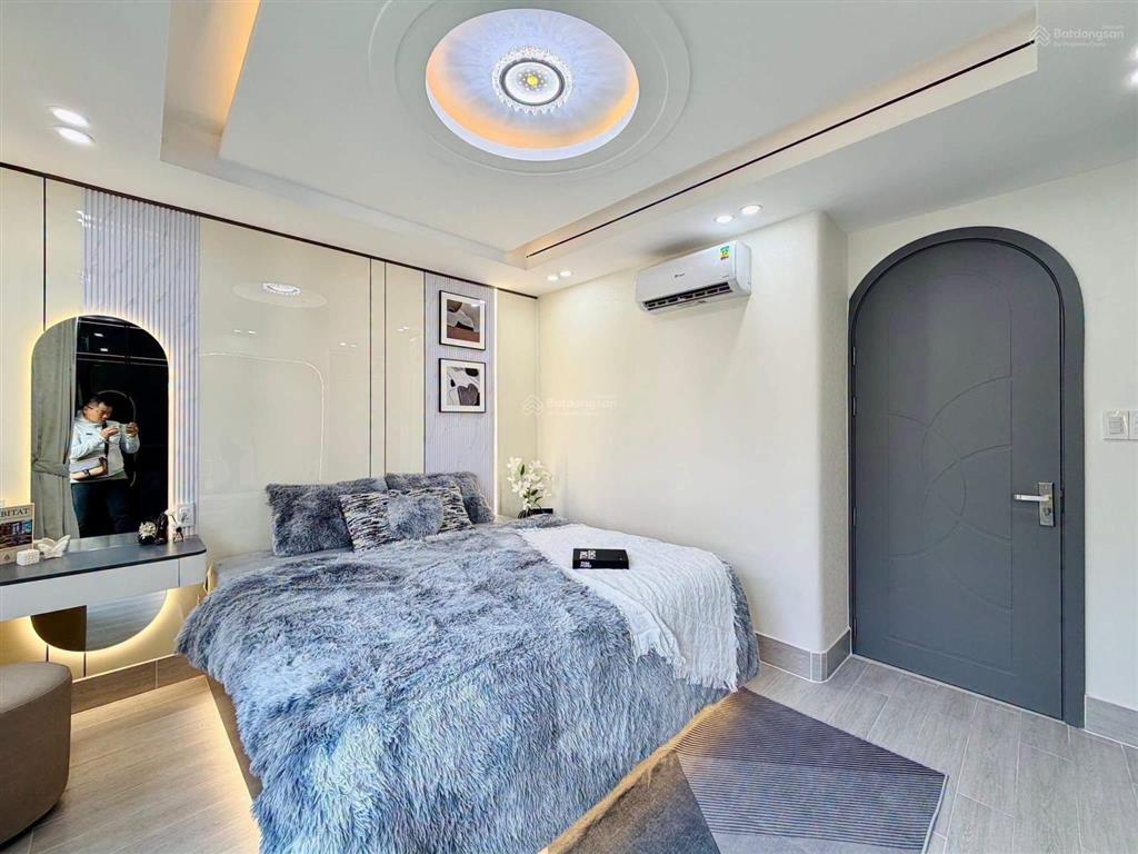 Định cư bán nhà đường số 22phước long bq9 gần trường công thương. 2tỷ390/94m2 đang cho thuê 20tr