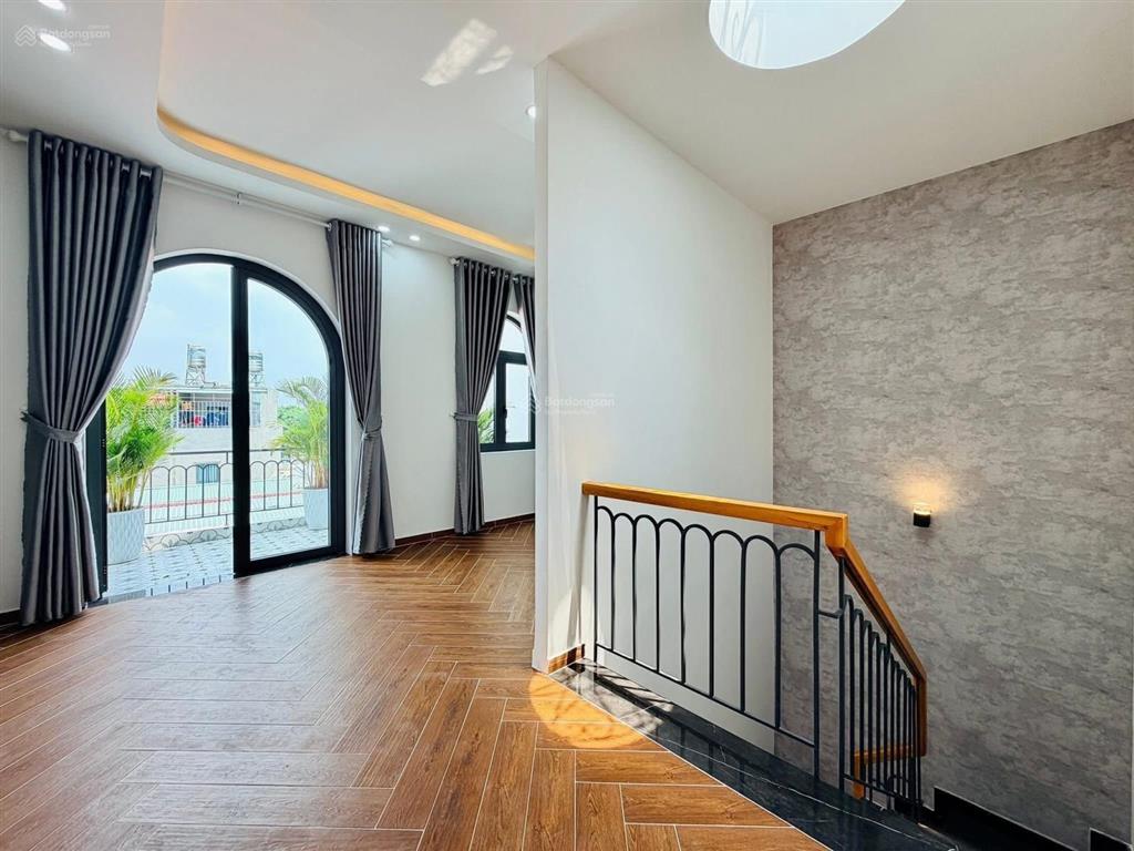 Chỉ 3tỷ850 sở hữu ngay nhà 74m2 đường trần quốc thảop9q3, gần bv tai mũi họng. đang cho thuê 24tr