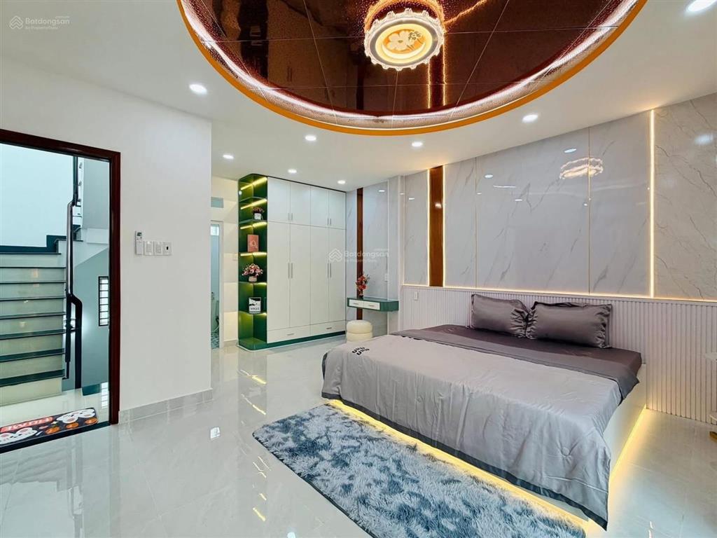 Bán nhà nguyễn hữu cảnhp22bình thạnh, gần ga metro văn thánh. 3tỷ990 dt 76m2 dòng tiền 26tr/tháng