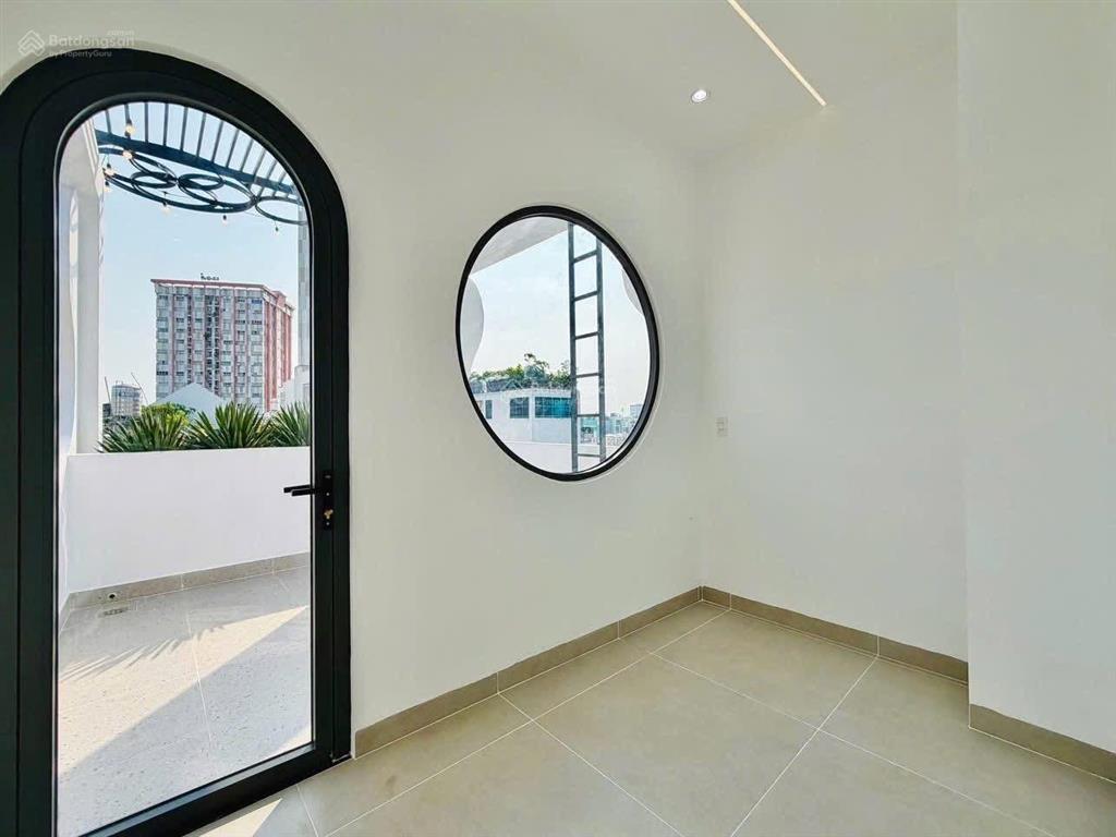 Chủ cần bán gấp nhà 79m2 giá 2tỷ3 đang cho thuê 21tr sau lưng gigamall, đường số 28hiệp bình chánh