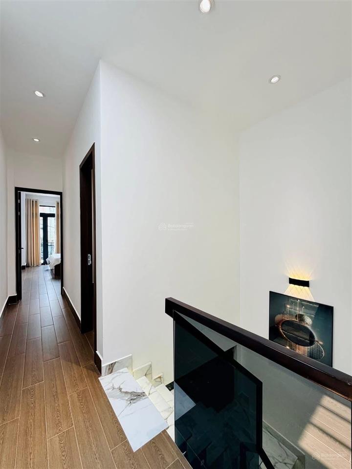 Cô mỹ đi định cư bán gấp nhà nguyễn huy tựđakaoq1, gần chợ đa kao. 3tỷ9  61m2 đang cho thuê 22tr