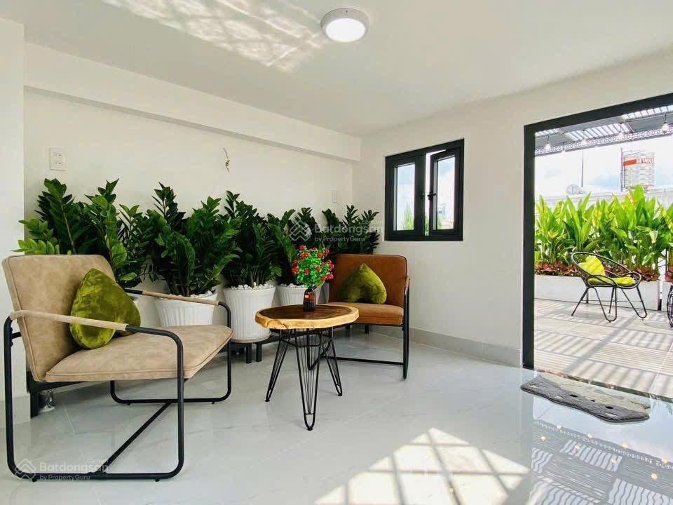 Chủ nhà bán gấp căn nhà 3 tầng dt 77m2 giá 2tỷ4 đường số 36thủ đức. đang cho thuê 21 triệu