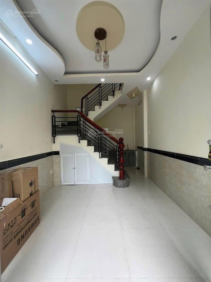 Cô ý bán nhà đường số 12hiệp bình chánhthủ đức, gần chợ bình triệu. 1tỷ2/60m2 đang cho thuê 11tr